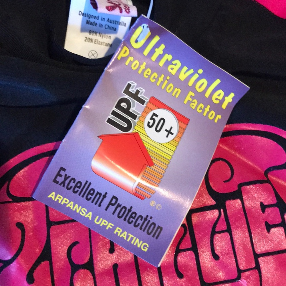 UPF Sun Protection Black/Pink Kids Rash Guard - Picture 4 of 5